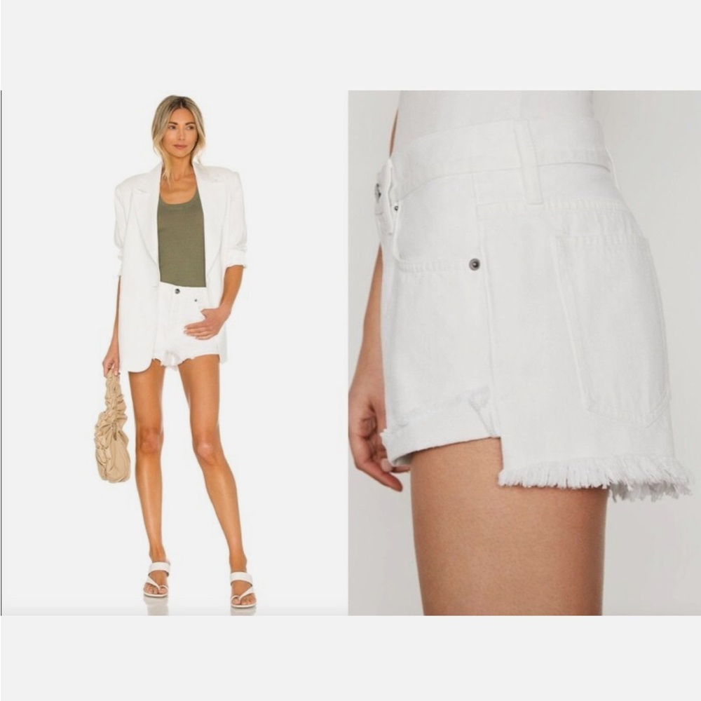 Frame Front Cuff Short in Rumpled Blanc Grind  Denim White Jean Shorts